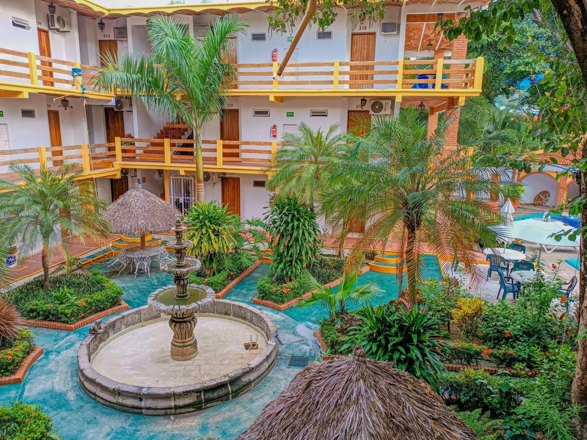 Bungalows As De Oros Rincon de Guayabitos Esterno foto